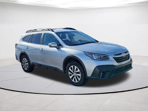Ice Silver Metallic 2022 Subaru Outback Premium