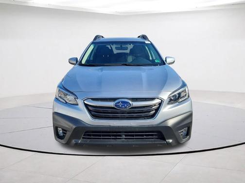 Ice Silver Metallic 2022 Subaru Outback Premium