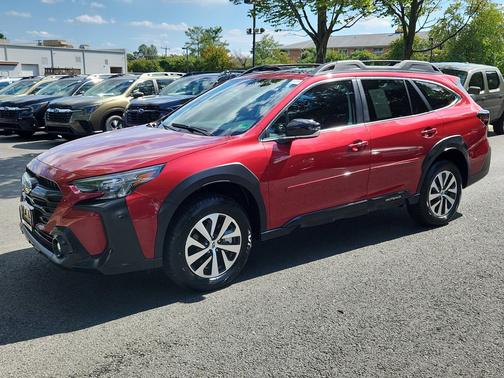 2025 Subaru Outback Premium