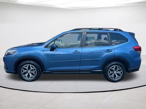 Horizon Blue Pearl 2024 Subaru Forester Premium
