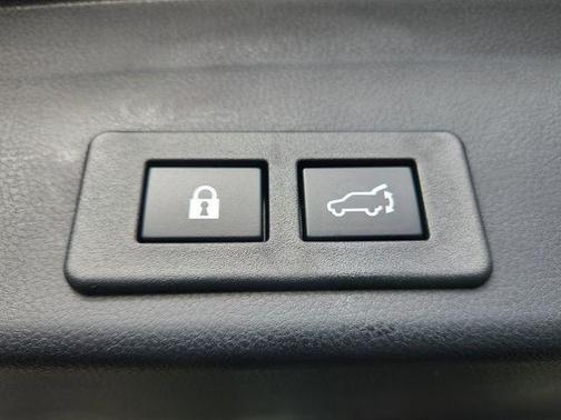 Green Metallic 2026 Subaru Ascent Limited