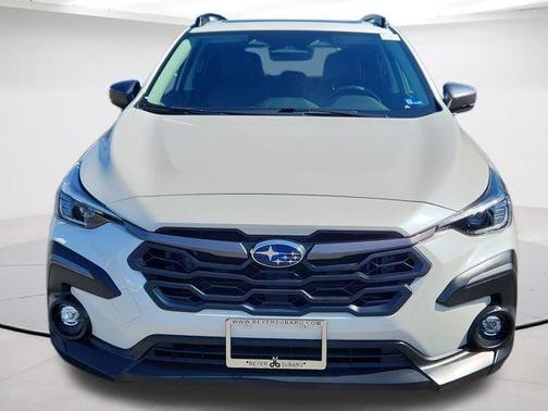 Crystal White Pearl 2025 Subaru Crosstrek Limited