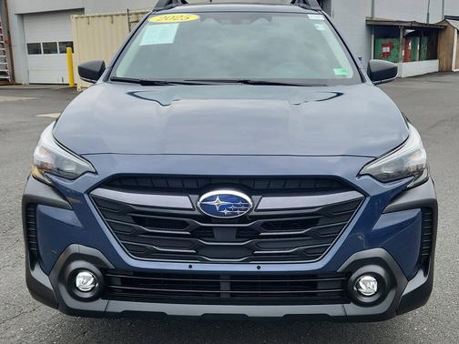 2025 Subaru Outback 2.5i