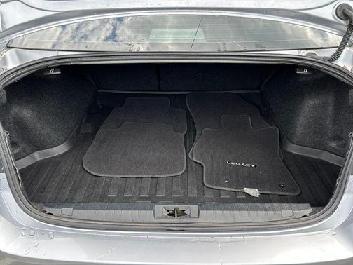 Ice Silver Metallic 2019 Subaru Legacy 3.6R Limited