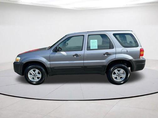 Tungsten Gray Clearcoat Metallic 2007 Ford Escape XLS