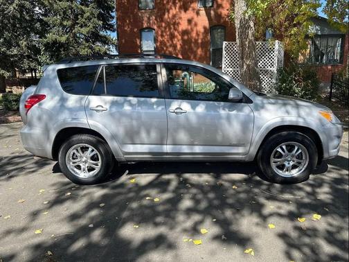 2011 Toyota RAV4 Limited