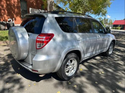 2011 Toyota RAV4 Limited