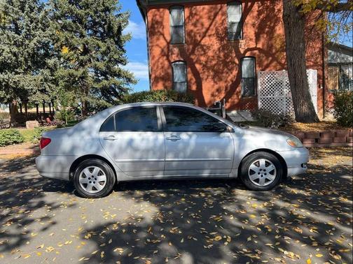 2005 Toyota Corolla CE