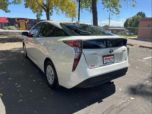 2016 Toyota Prius Two