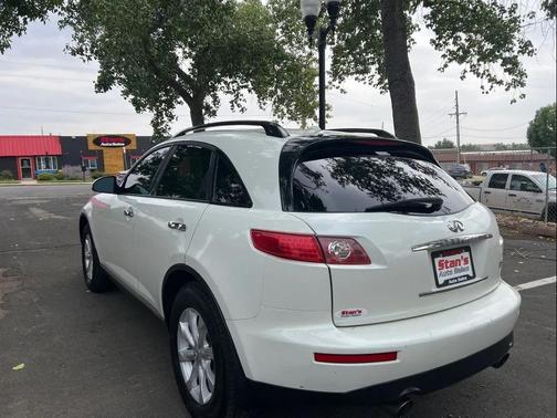 2006 INFINITI FX35 Base