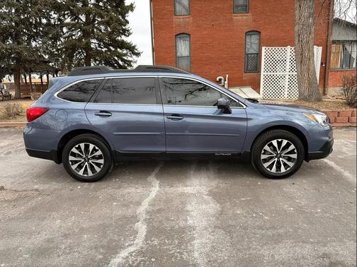 2016 Subaru Outback 2.5i Limited