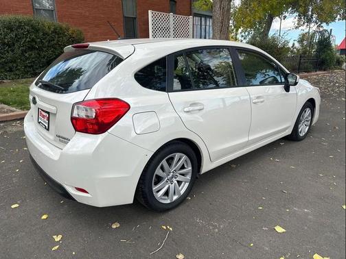 2016 Subaru Impreza 2.0i Premium
