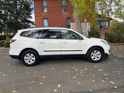 2013 Chevrolet Traverse LS
