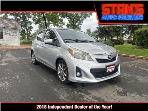 2012 Toyota Yaris LE