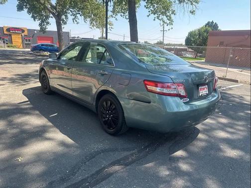 2010 Toyota Camry LE