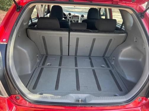 2010 Pontiac Vibe Base