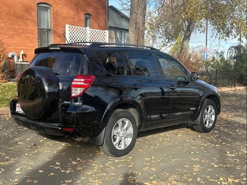 2010 Toyota RAV4 Limited