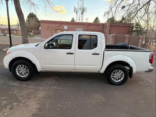 2017 Nissan Frontier SV