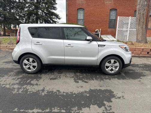 2017 Kia Soul Base