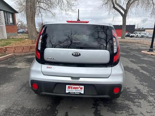 2017 Kia Soul Base