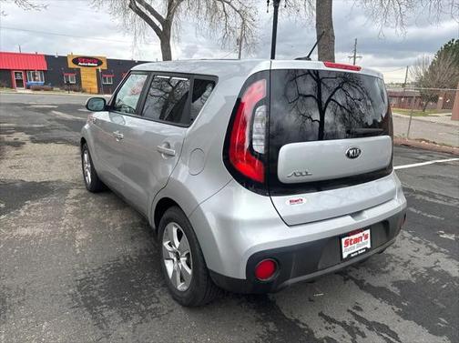 2017 Kia Soul Base