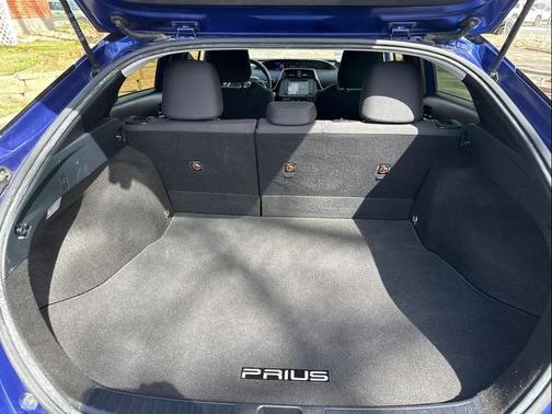 2016 Toyota Prius Four