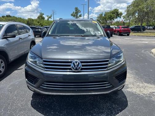 2015 Volkswagen Touareg V6 Executive