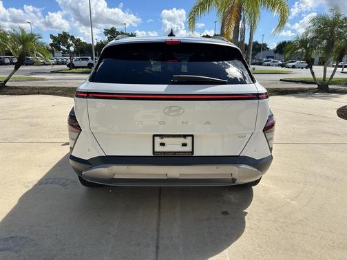 2025 Hyundai KONA Limited