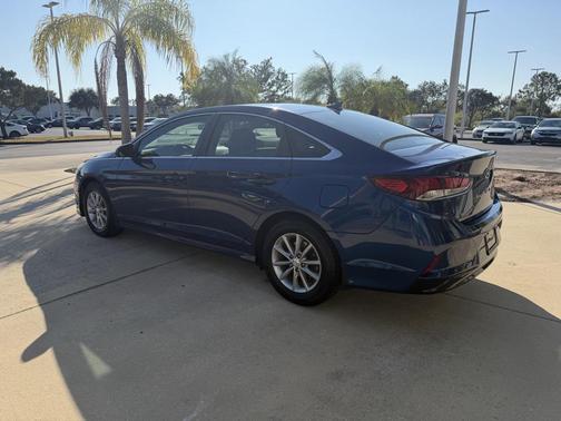 2018 Hyundai SONATA SE