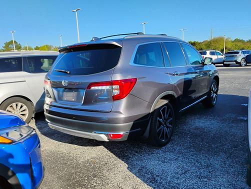 2020 Honda Pilot Touring 8-Passenger