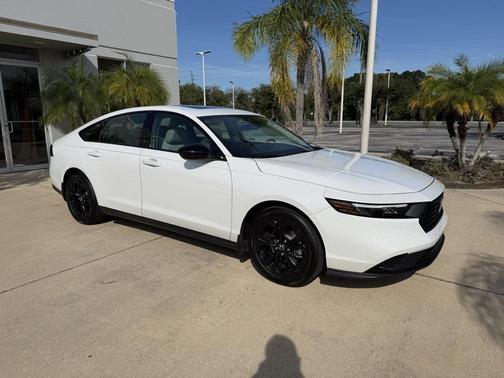 2025 Honda Accord Sport SE 1.5T