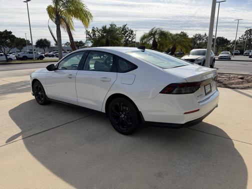 2025 Honda Accord Sport SE 1.5T