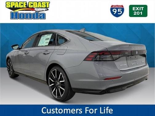 2025 Honda Accord Hybrid Touring