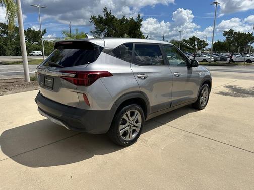 2022 Kia Seltos LX