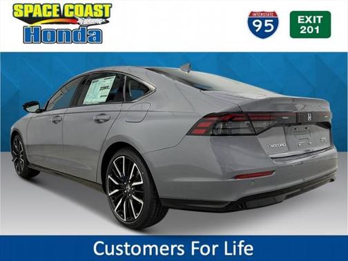 2025 Honda Accord Hybrid Touring