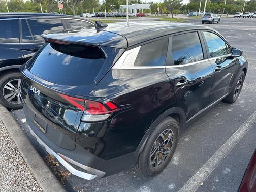 2024 Kia Sportage LX