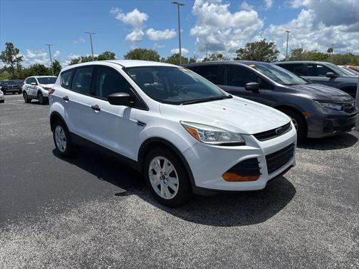 2014 Ford Escape S