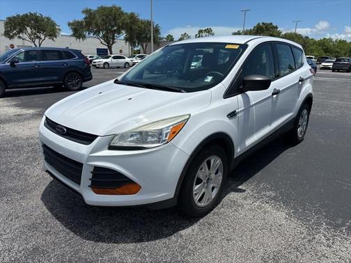 2014 Ford Escape S