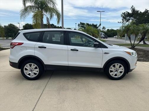 2014 Ford Escape S