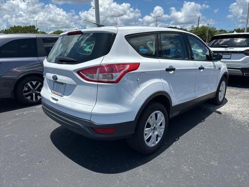 2014 Ford Escape S
