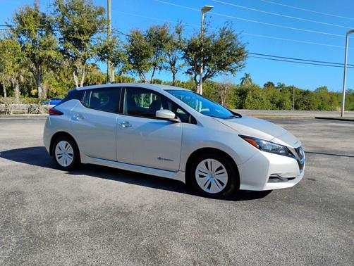 2018 Nissan Leaf S
