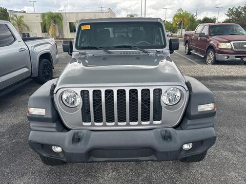 2020 Jeep Gladiator Sport S