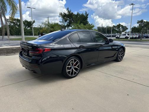 2023 BMW 530e xDrive iPerformance