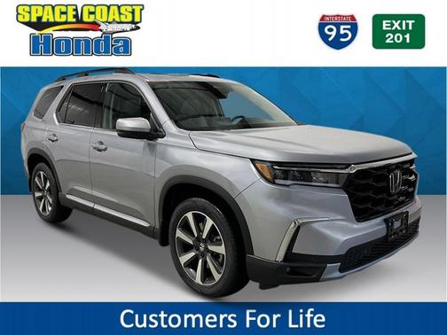 2025 Honda Pilot Touring 8-Passenger