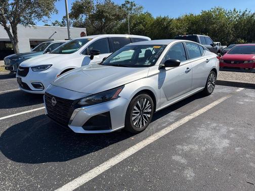 2024 Nissan Altima 2.5 SV