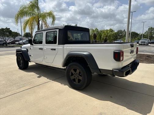 2021 Jeep Gladiator Sport