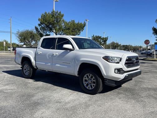 2017 Toyota Tacoma SR5