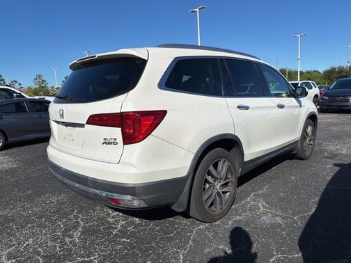 2017 Honda Pilot Elite