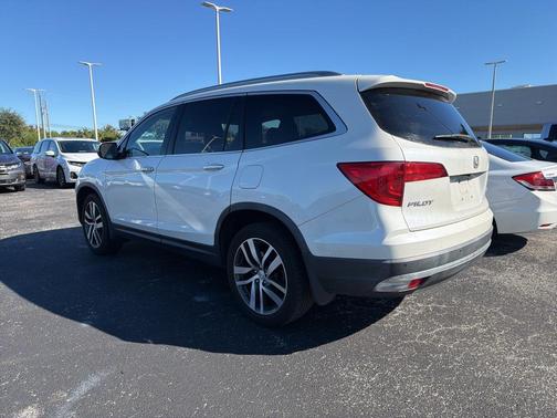 2017 Honda Pilot Elite