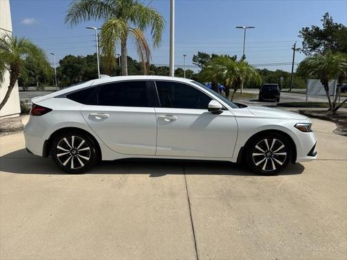 2022 Honda Civic EX-L